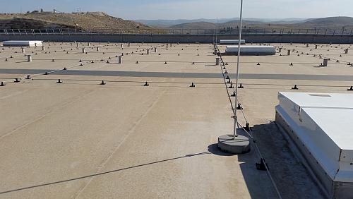לחץ כדי להציג תמונה גדולה
שם:  רשת כולא ברק אופקית וקוצים.jpg
צפיות: 1708
גודל:  154.9 קילובייט
ID: 603